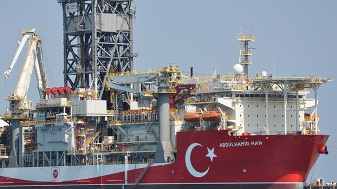 Abdülhamid Han yeniden sahaya iniyor