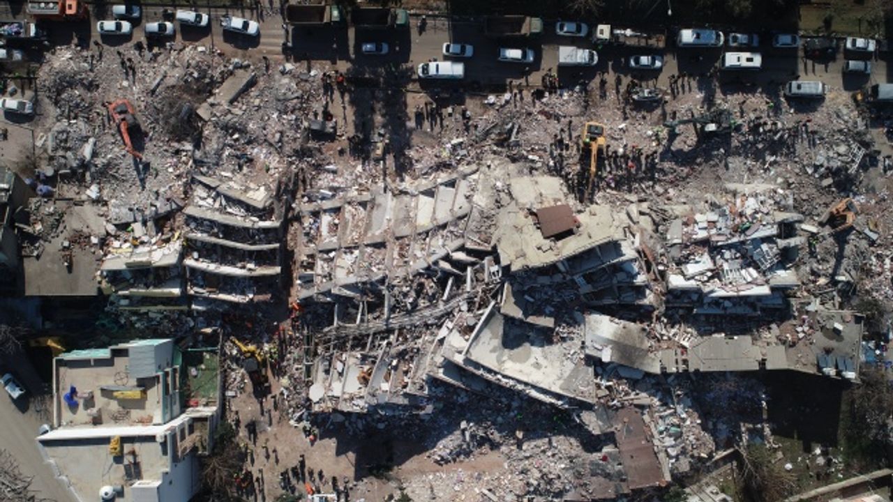 Adıyaman'da depremde yıkılan çok sayıda binanın müteahhidi iki kişi İstanbul'da yakalandı