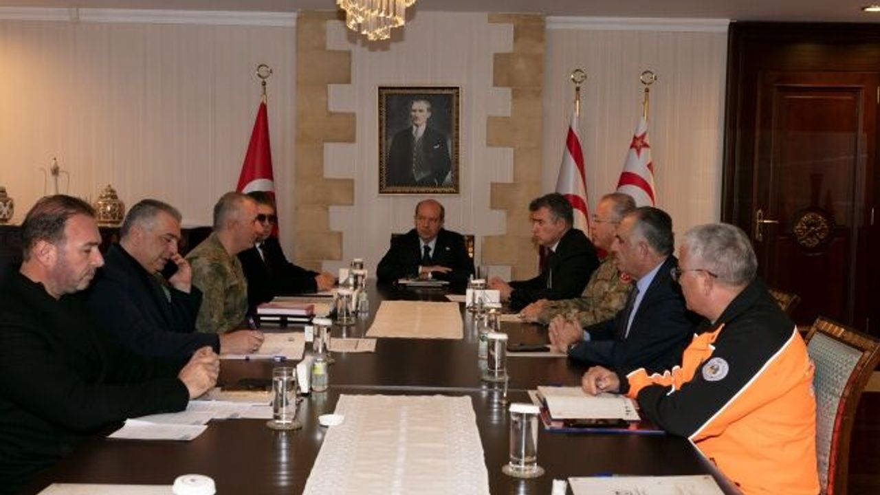 Cumhurbaşkanlığında depremle ilgili kriz masası oluşturuldu