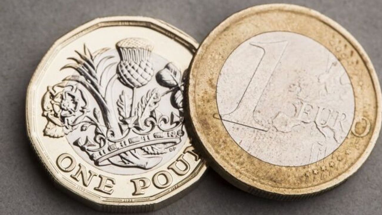 Euro 20,82 liradan, sterlin 23,45 liradan işlem görüyor