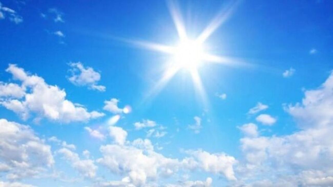 Hava sıcaklığı yükseliyor, yarın yer yer hafif yağmur bekleniyor