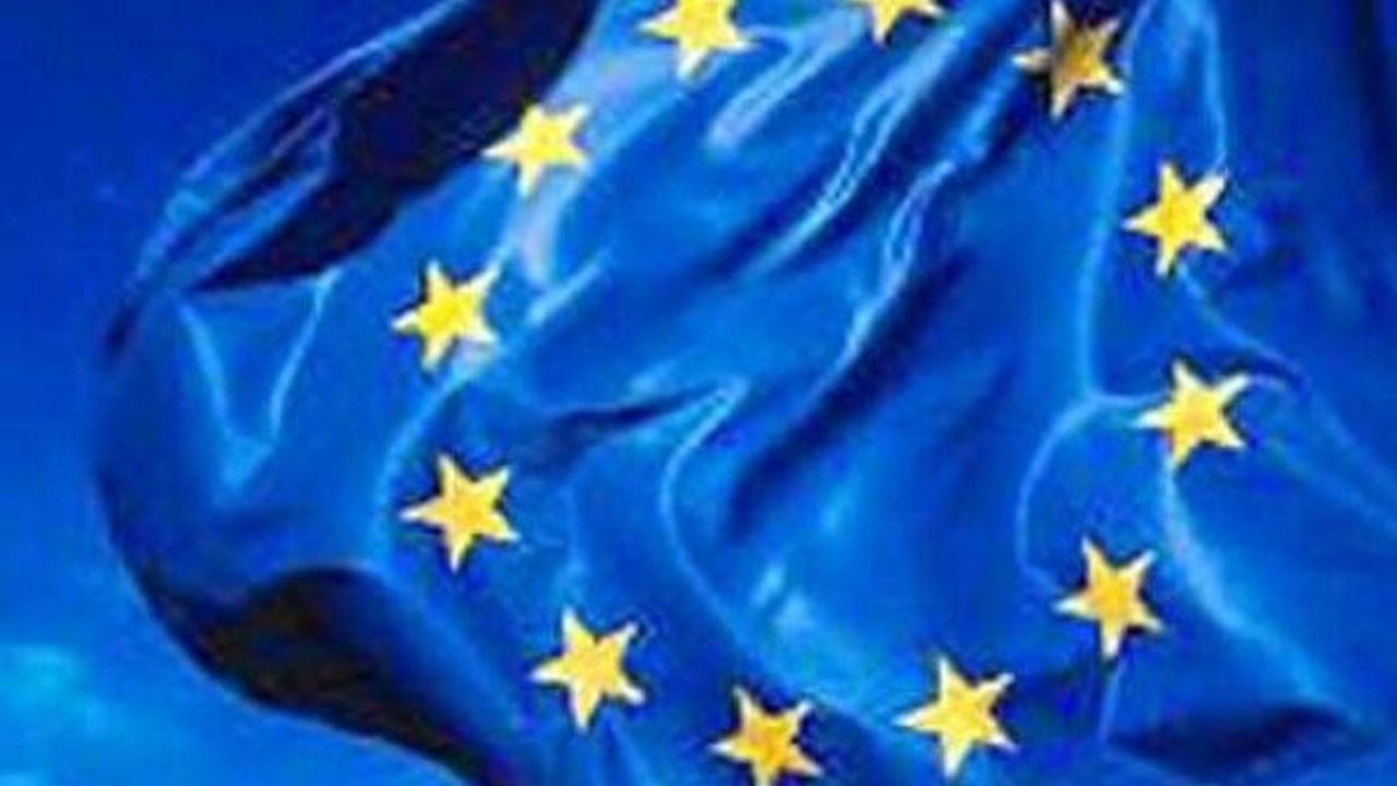 AB, Rusya'nın Ukrayna'nın Çernigiv kentine saldırısını kınadı