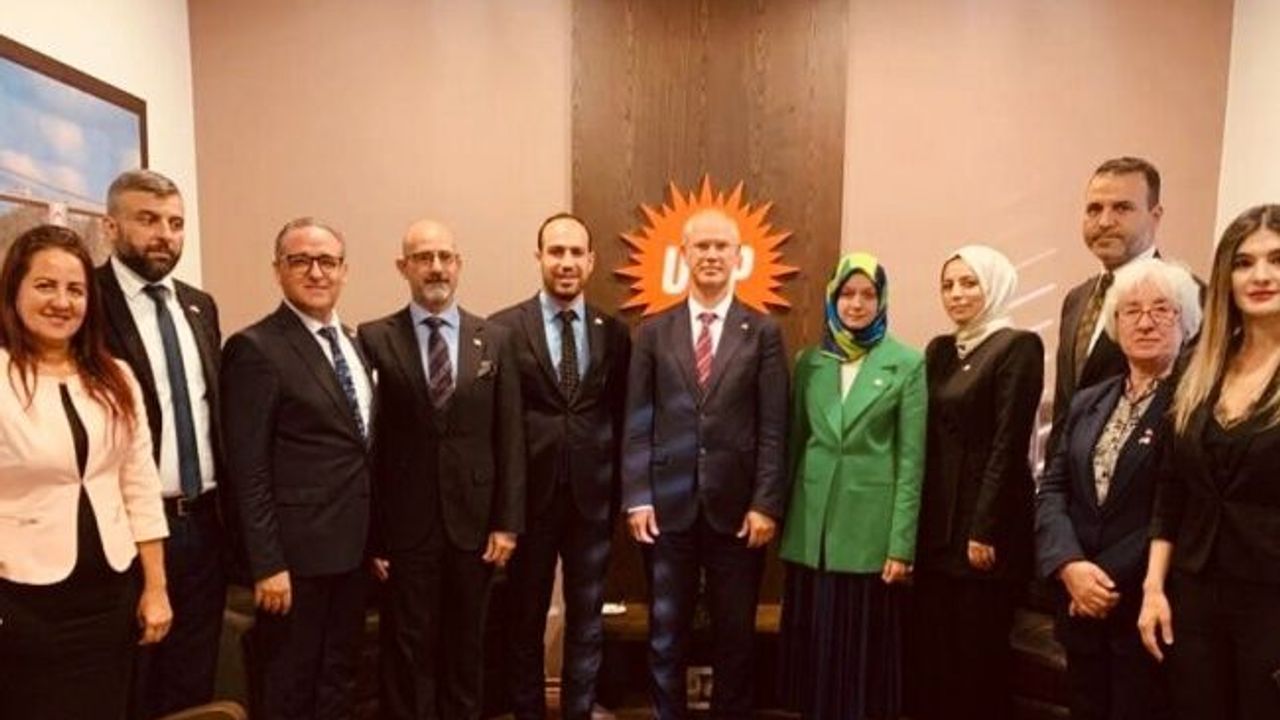 AK Parti Dış İlişkiler heyeti UBP Genel Merkezi’ni ziyaret etti