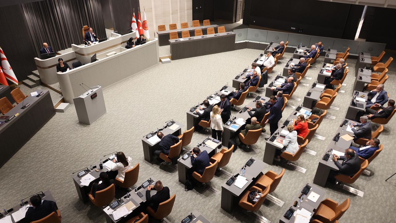 Meclis’te güncel konuşmalar yapılıyor