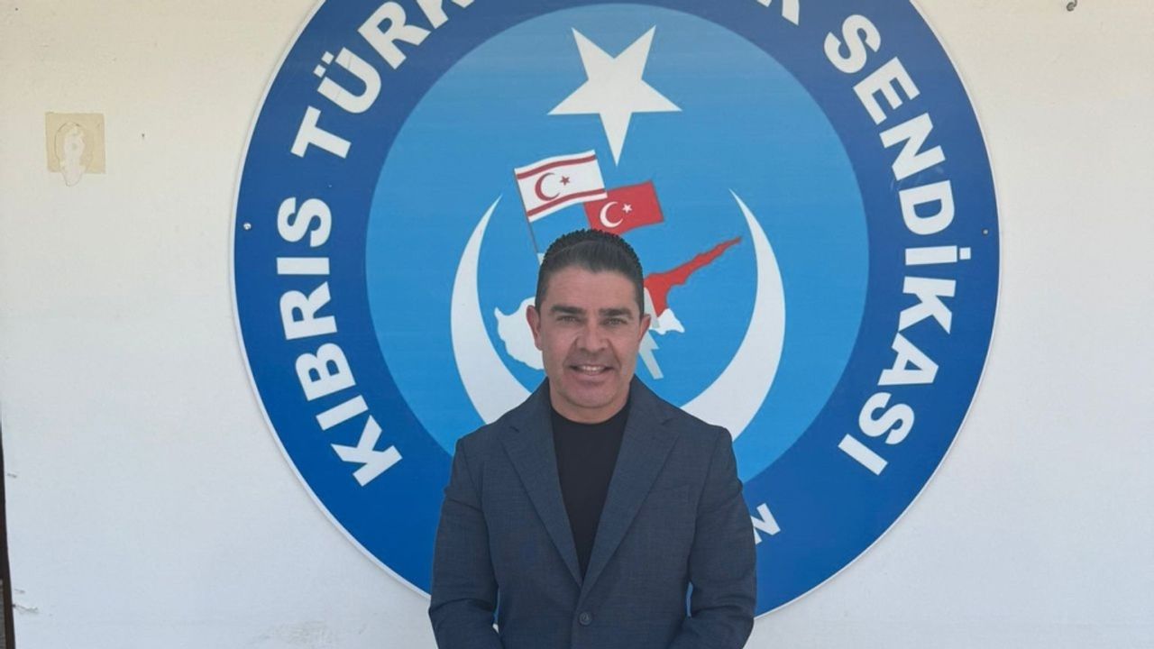 Ötüken: “Türkiye Cumhuriyeti’nin 102. yılı kutlu olsun”