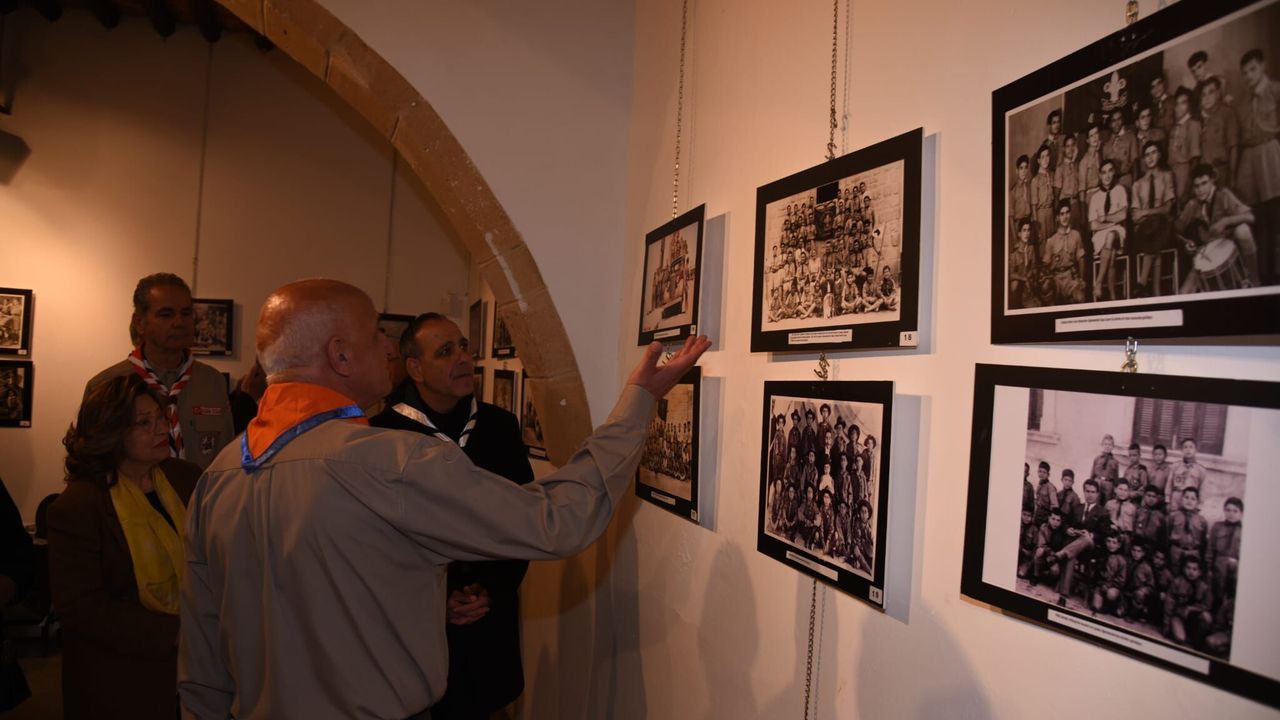 'Celal İzcibayar-İzciliğin İzi' adlı sergi Saçaklı Ev'de açıldı