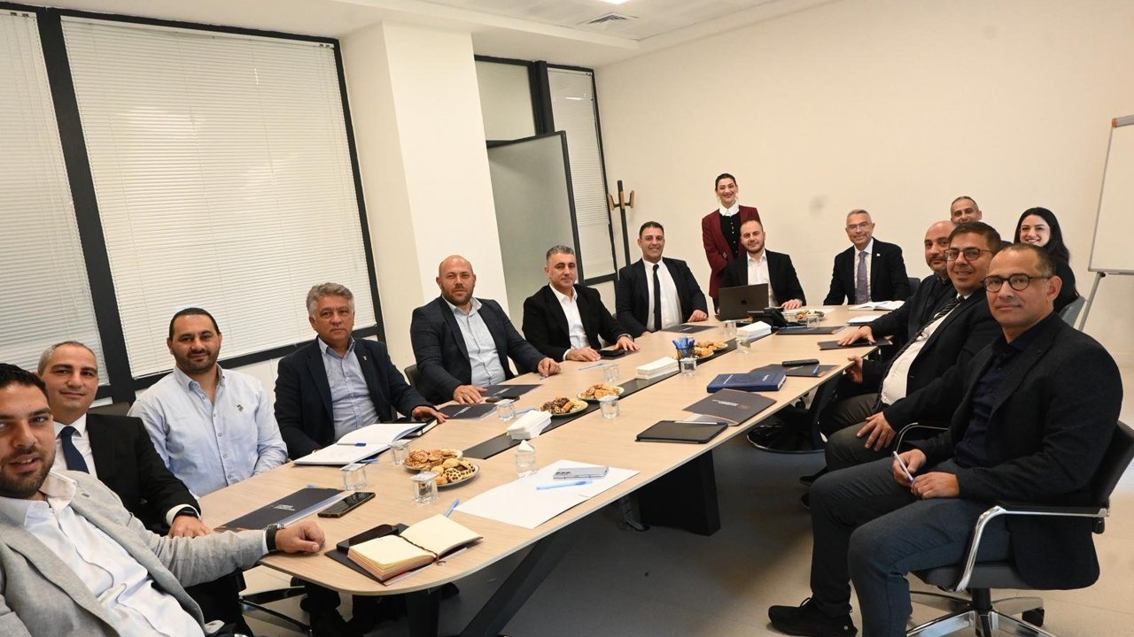 Başbakanlık Dijital Dönüşüm ve Elektronik Devlet Kurumu Danışma Kurulu ilk toplantısını gerçekleştirdi