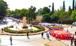 19 Mayıs Atatürk’ü Anma, Gençlik ve Spor Bayramı törenler ve etkinliklerle kutlanıyor