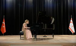 Rüya Taner Cumhurbaşkanlığı Yerleşkesinde resital verdi