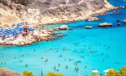 Nisan ayında Güney Kıbrıs’a 419 bin turist gitti