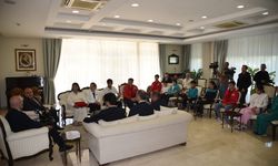 TC Lefkoşa Büyükelçisi Başçeri, TEKNOFEST KKTC'ye katılan Türkiye Maarif Vakfı heyetini kabul etti