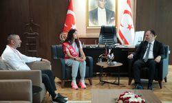 Öztürkler: “Gençlerimiz haksız izolasyonlara rağmen başarılarıyla örnek oluyor”