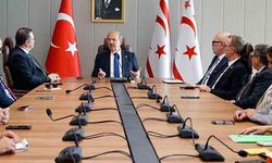 Cumhurbaşkanı Tatar, Kıbrıs Türk Ticaret Odası Başkanı Deniz ve heyetini kabul etti