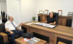 OKKÜ Mühendislik Fakültesi Dekanı Ramiz, Taş Ocakları Çalıştayı Sonuç Bildirgeleri’ni KTMMOB Başkanı Aysal’a sundu