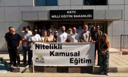 KTÖS, Milli Eğitim Bakanlığı önünde eylem yaptı: "Okulları ve kadrolarını Eylüle kadar hazırlayın"
