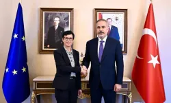 Fidan, Cenevre ve New York’taki Kıbrıs toplantılarını AB Komiseri Kos ile görüştü