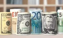 Döviz kurları… Dolar 40,83, euro 47,45, İngiliz Sterlini 54,85 TL