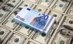 Dolar 41,40, euro 48,65, sterlin 56,20 TL’den işlem görüyor