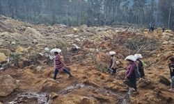 Papua Yeni Gine'de meydana gelen heyelanda 20 kişi hayatını kaybetti