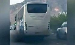 Egzozundan siyah duman çıkan otobüsün sürücüsü rapor edildi