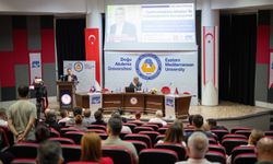 Erhürman, DAÜ’de “Yükseköğretimin Geleceğini” konuştu