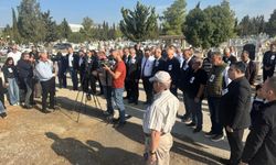 Zehra-Özker Özgür mezarları başında anıldı