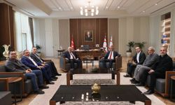 Erhürman, TÜRK-SEN Başkanı Bıçaklı ve beraberindeki heyeti kabul etti