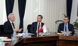 Dışişleri Bakanı Ertuğruloğlu, SANKON heyetini kabul etti