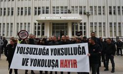 Kamuda yetkili beş sendikadan Bayındırlık ve Ulaştırma Bakanlığı önünde eylem