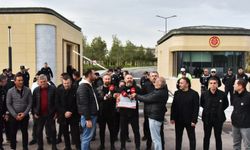 Kamuda yetkili beş sendikadan Meclis önünde eylem