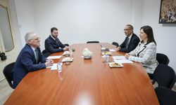 İncirli, İngiliz Yüksek Komiseri Tatham ile görüştü