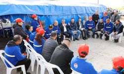 Cumhurbaşkanı Erhürman, grevdeki Ektam Kıbrıs Ltd. çalışanlarını ziyaret etti