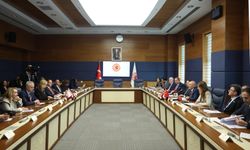 Cumhuriyet Meclisi Dostluk Grubu heyeti TBMM AB Uyum Komisyonu ile görüştü