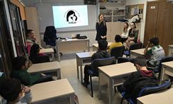 Uzmanlar çocukların ve ergenlerin beslenmesiyle ilgili eğitim verdi