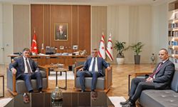 Erhürman, İzmir Büyükşehir Belediye Başkanı Tugay'ı kabul etti