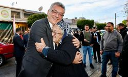 Erhürman, “daha güzel günlere inancın ve umudun, sevgiyle, bilgiyle ve kararlılıkla devam ettiğini” belirtti