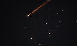 Trump'ın "Hürmüz Boğazı'nı açmazsa İran'ın enerji tesislerini vururuz" tehdidine Tahran'dan yanıt