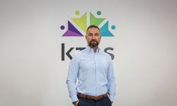 Eğitim Bakanlığı, lisan sınavı barikatıyla yabancı uyruklu çocukların eğitim hakkını gasp ediyor