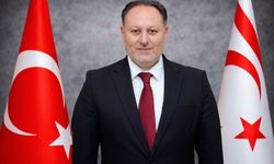 Öztürkler: "Çanakkale’de düşmana karşı duran Mehmetçik ile Kıbrıs’ta varlığını koruyan Türk halkı aynı zincirin halkala