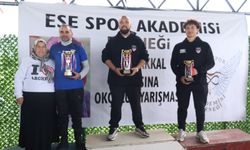 Oklar Eşe Bakkal Anısına Atıldı