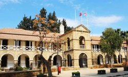 Anayasa Mahkemesi’nden karar: 90 gün içinde yasalaşmayan kararnameler geçersiz