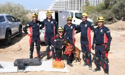 KARK'ın arama kurtarma köpeği Sebil, Tekirdağ’da bir enkaz çalışmasına katıldı