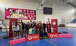 Badmintonda seçmeler yapıldı