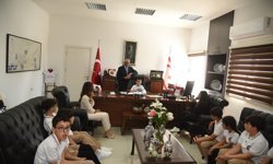 Milli Eğitim Bakanı Çavuşoğlu makamını Şht. Yalçın İlkokulu öğrencisi Hasan Basmaz’a devretti