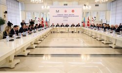 Bakü’de dostluk grupları arasında toplantı yapıldı…