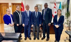 Dışişleri Bakanı Ertuğruloğlu, IPHRC Başkanı Dr. Guida’yı kabul etti