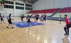 UKÜ’den Çifte Galibiyet!