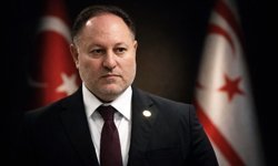 Öztürkler: Bayrak ve poster yakmak çözüm değil, nefretin göstergesidir