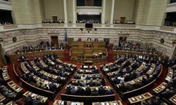 Yunanistan’da yolsuzluk soruşturması nedeniyle kabine değişikliği yapıldı