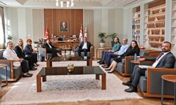 Erhürman, Barolar Birliği, Medya Etik Kurulu, BASIN-SEN ve Gazeteciler Birliği yönetimleriyle görüştü